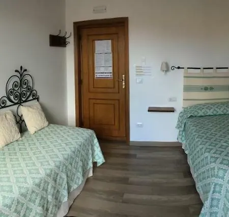 Πανσιόν Su Corittu 3*